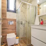 Apartment Semiramis Modern - Sleeps 8 Nea Peramos (Macedonia)