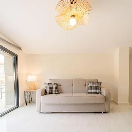 Apartman Semiramis Modern - Sleeps 8 *