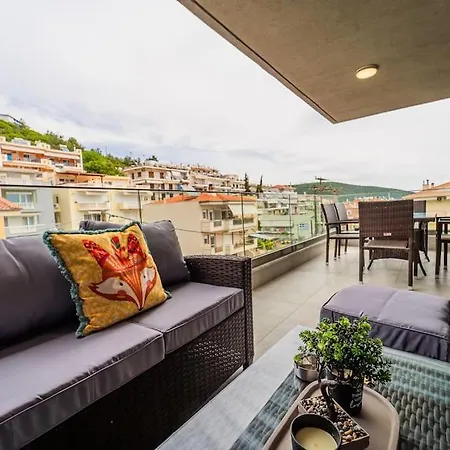 Semiramis Modern - Sleeps 8 Apartment *